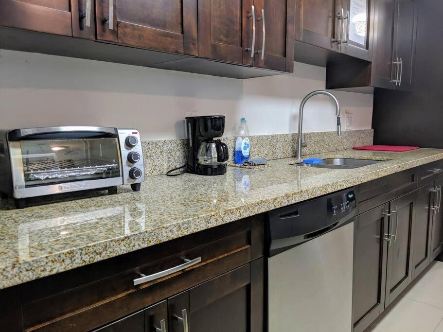 A2 - Endless Summer Vacation Rentals - 3 Bedroom Apartment Close To Casino Форт-Лодердейл Екстер'єр фото